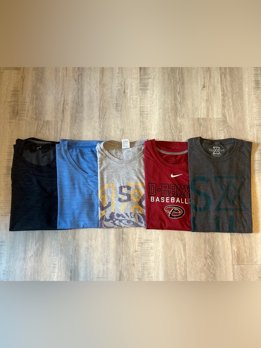 Mens XL lot of 5 Short Sleeve T-shirts - includes Nike